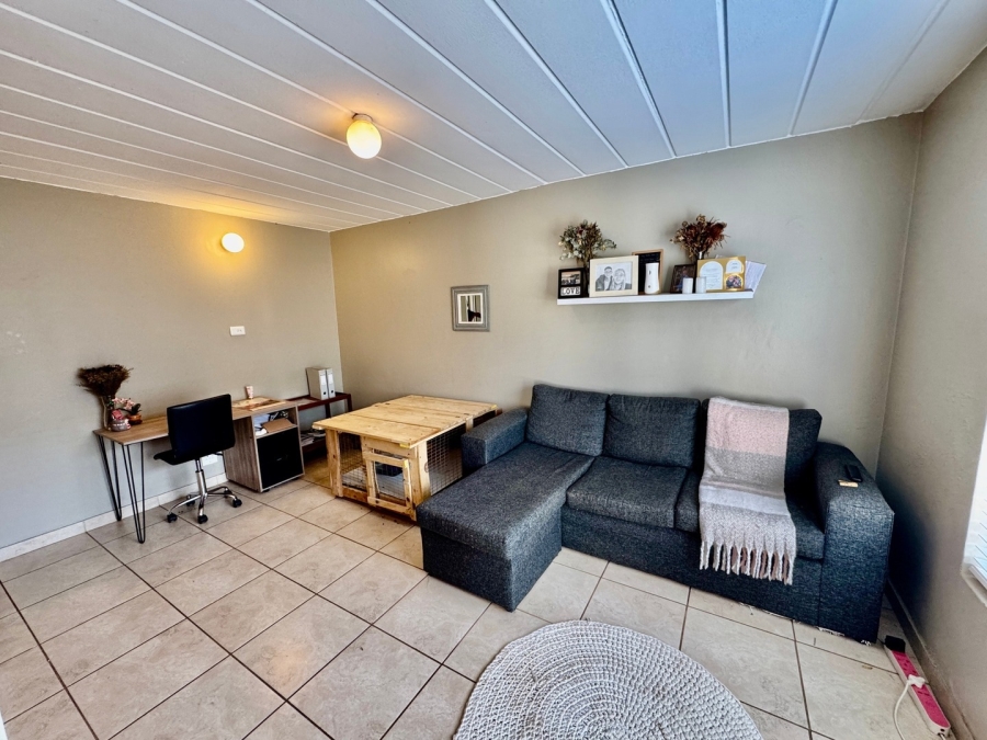 1 Bedroom Property for Sale in Die Bult North West